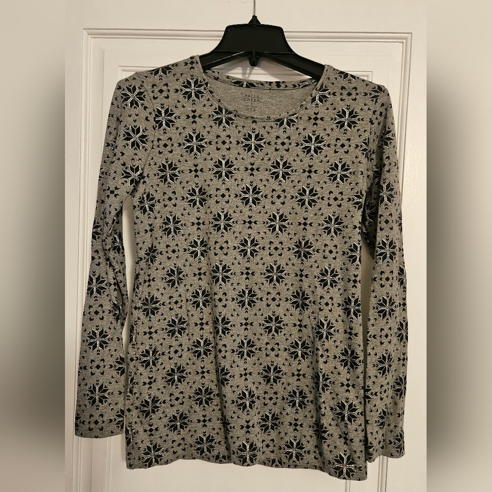 EUC Falls Creek Long Sleeve T Shirt, Size S, Gray